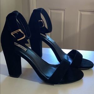 Cape Robbin Black Suede Block Heel Open Toe Heels